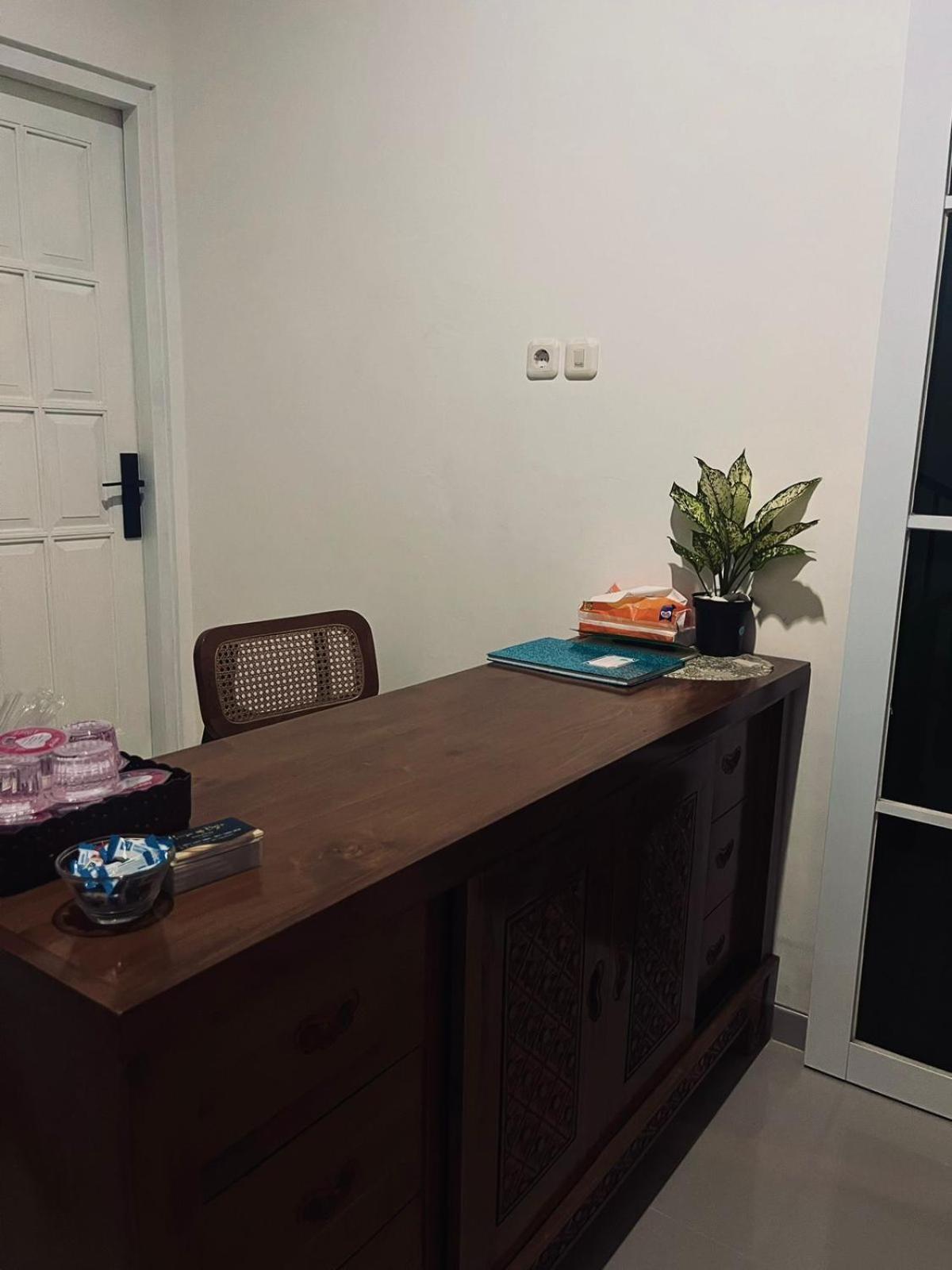 יוגיאקרטה House Of Bedjo Powered By Cocotel מראה חיצוני תמונה